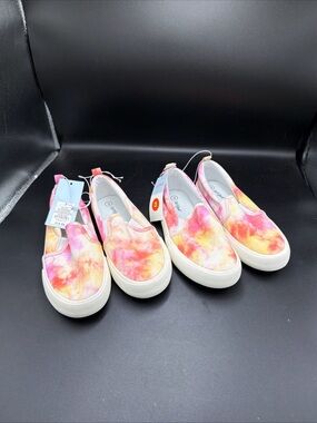 Lot Of 2 NWT Cat &Jack Tye Dye Slip On Shoes Girls Size 3